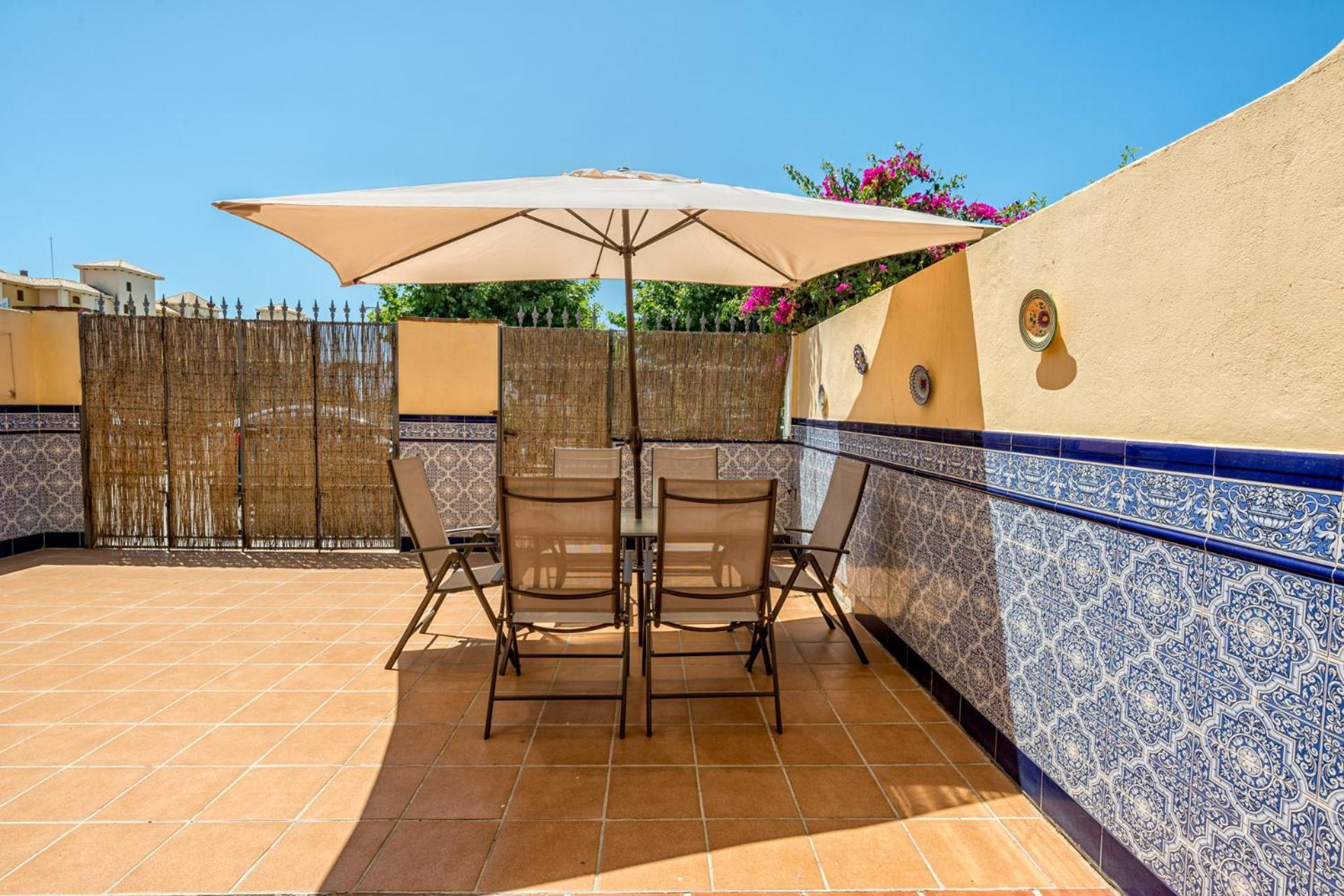 פואנגירולה Castillo Sohail Townhouse Near The Beach By Costarentals - Ref 101 מראה חיצוני תמונה