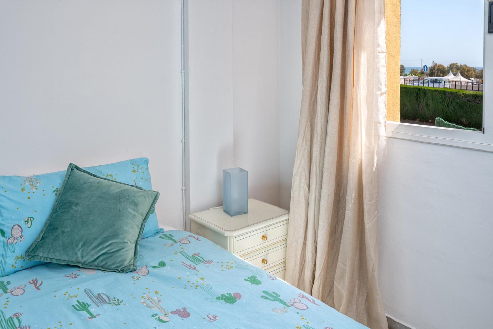 פואנגירולה Castillo Sohail Townhouse Near The Beach By Costarentals - Ref 101 מראה חיצוני תמונה