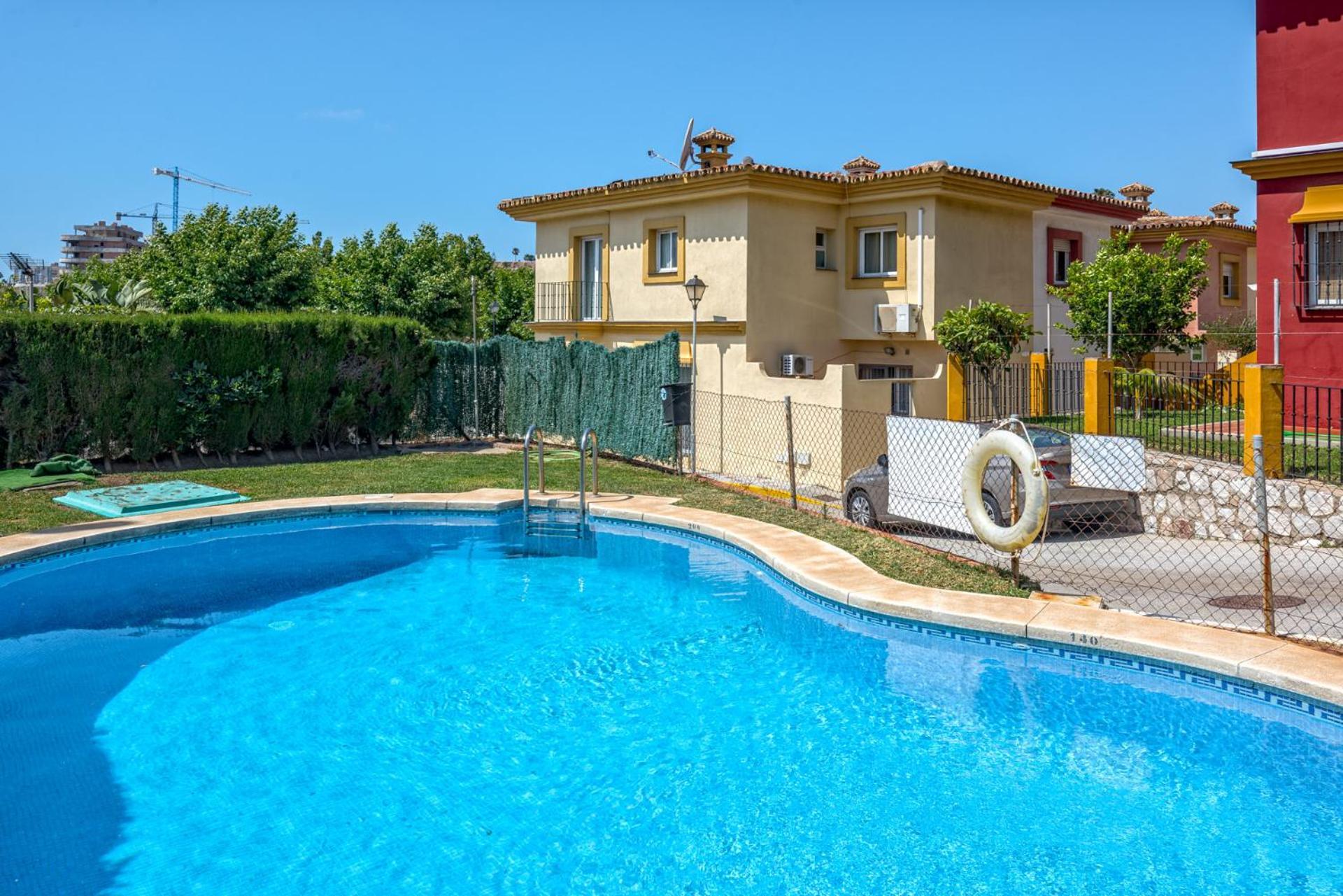 פואנגירולה Castillo Sohail Townhouse Near The Beach By Costarentals - Ref 101 מראה חיצוני תמונה