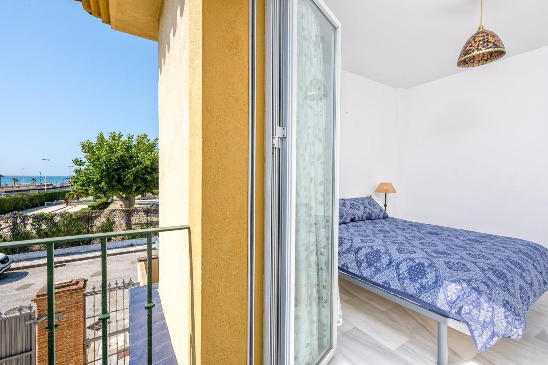 פואנגירולה Castillo Sohail Townhouse Near The Beach By Costarentals - Ref 101 מראה חיצוני תמונה